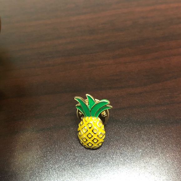 Pineapple Pins ๐๐๐ - Picture 3 of 7